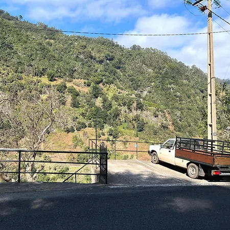 Valley Cruzinhas House With Fireplace & Bbq * Santana (Madeira)