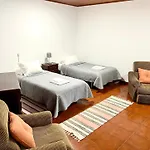 Daire Valley Cruzinhas House With Fireplace & Bbq Santana (Madeira)