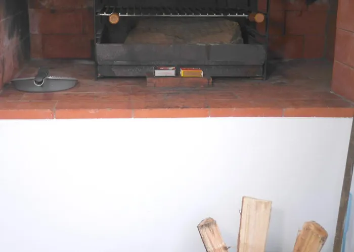 Valley Cruzinhas House With Fireplace & Bbq Daire