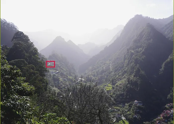 Valley Cruzinhas House With Fireplace & Bbq * Santana (Madeira)