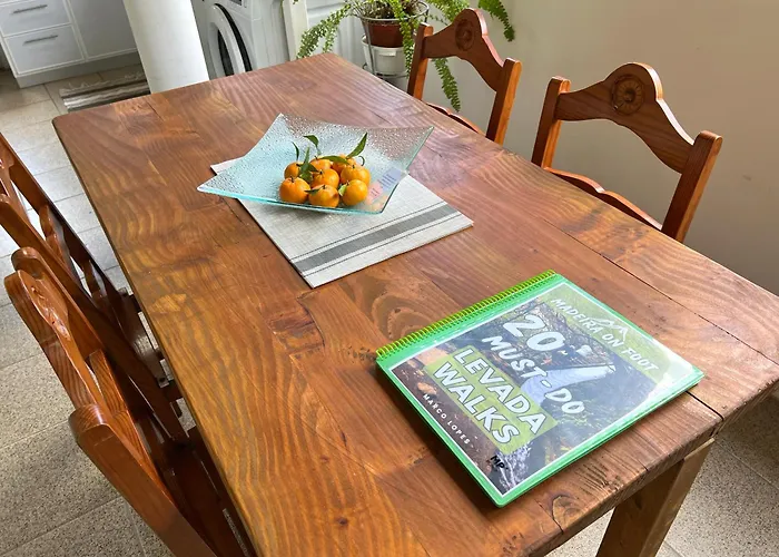 Valley Cruzinhas House With Fireplace & Bbq Santana (Madeira)