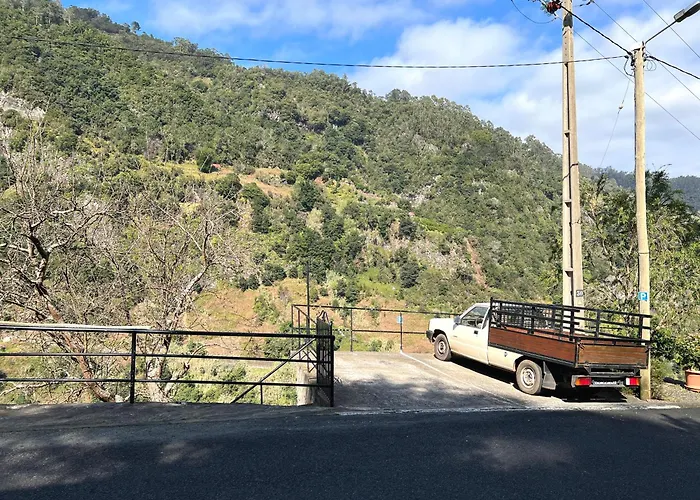 Valley Cruzinhas House With Fireplace & Bbq * Santana (Madeira)